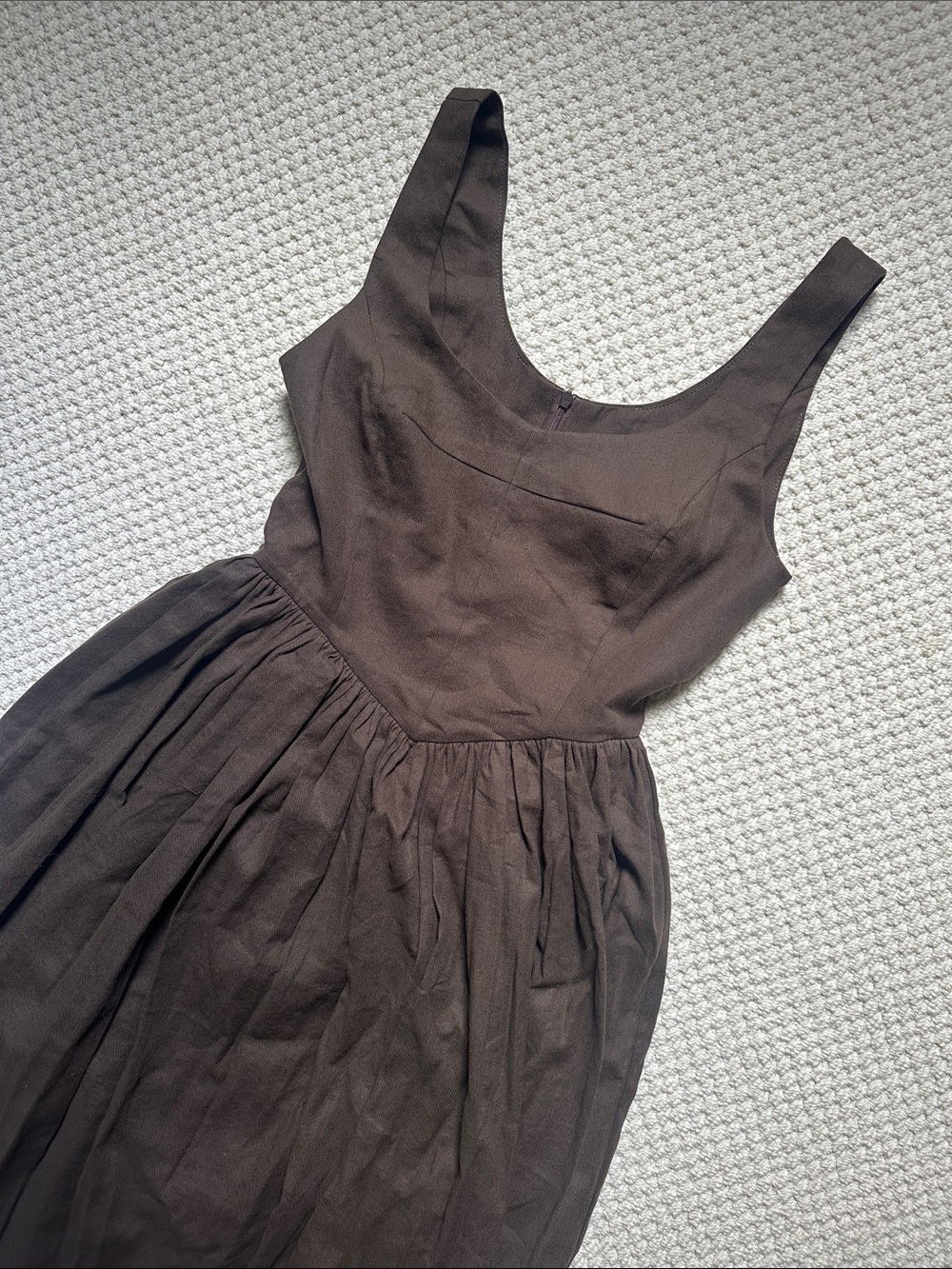 Ovate hemlock dress brown small